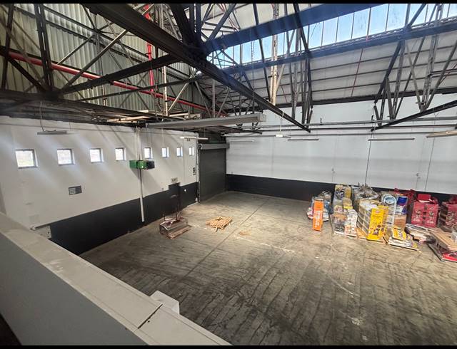 980M² WAREHOUSE TO LET IN ELSIES RIVER INDUSTRIAL